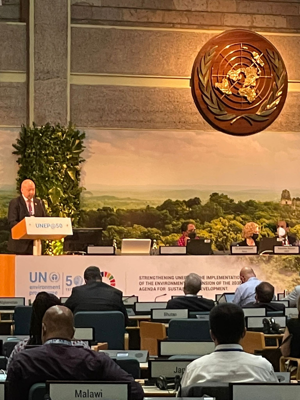 [Christopher Chin delivering UNEP@50 Closing Statement]